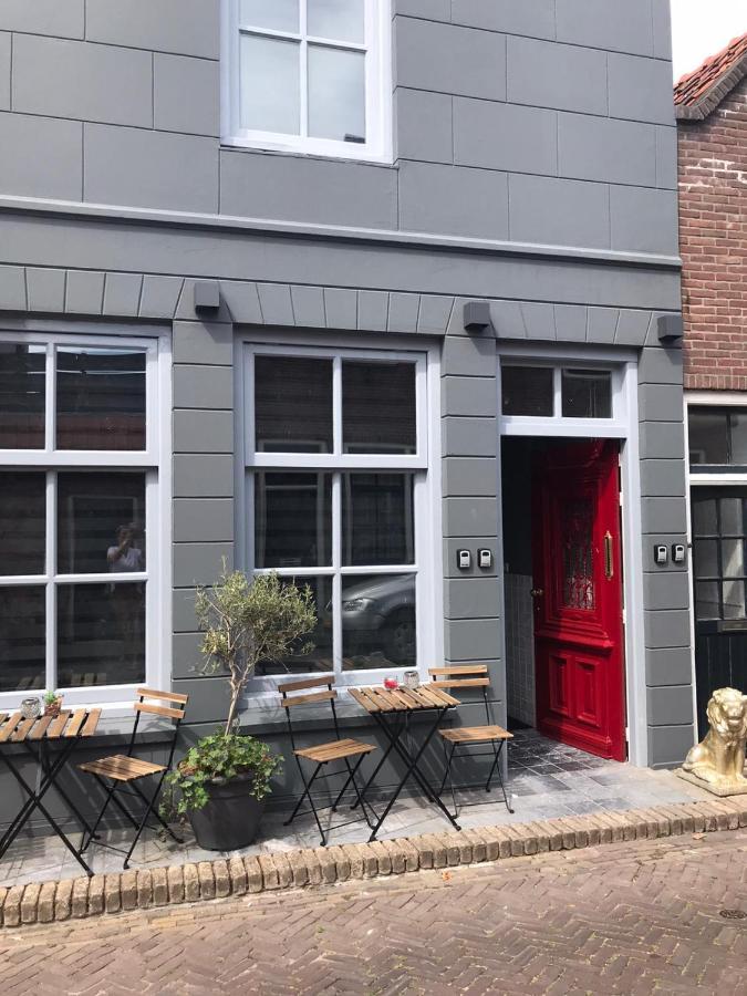 B&B With Or Without De Schuur Zierikzee Esterno foto